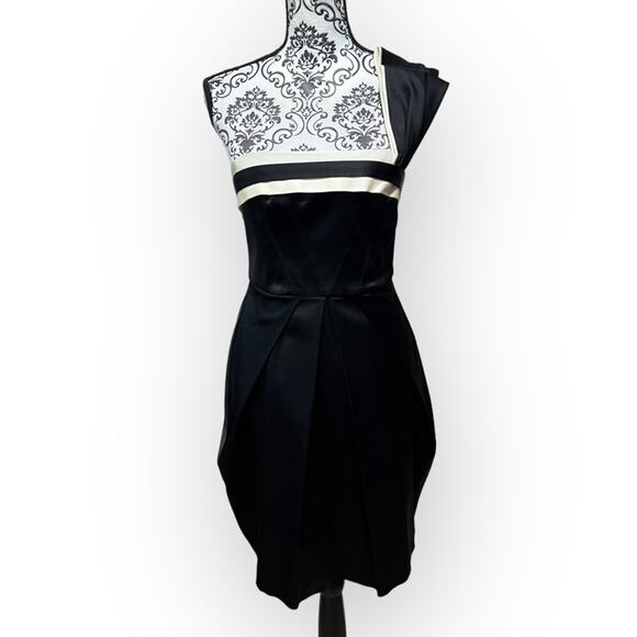 BCBGMaxAzria one Shoulder Mini Dress sz 4 Black and Cream - Picture 15 of 15